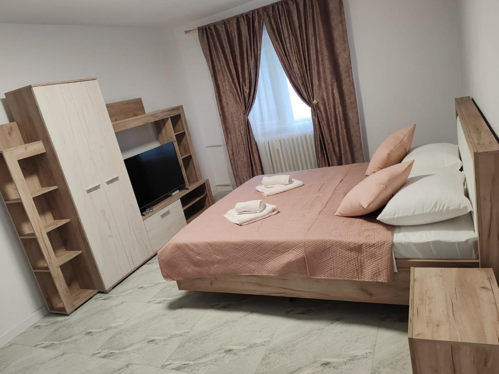 Garsoniera G3 Apartment Craiova Exterior photo